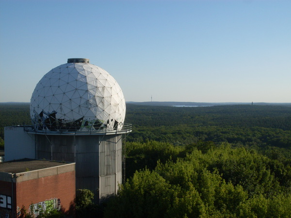 Wald horizon above Teufelsberg in Berlin